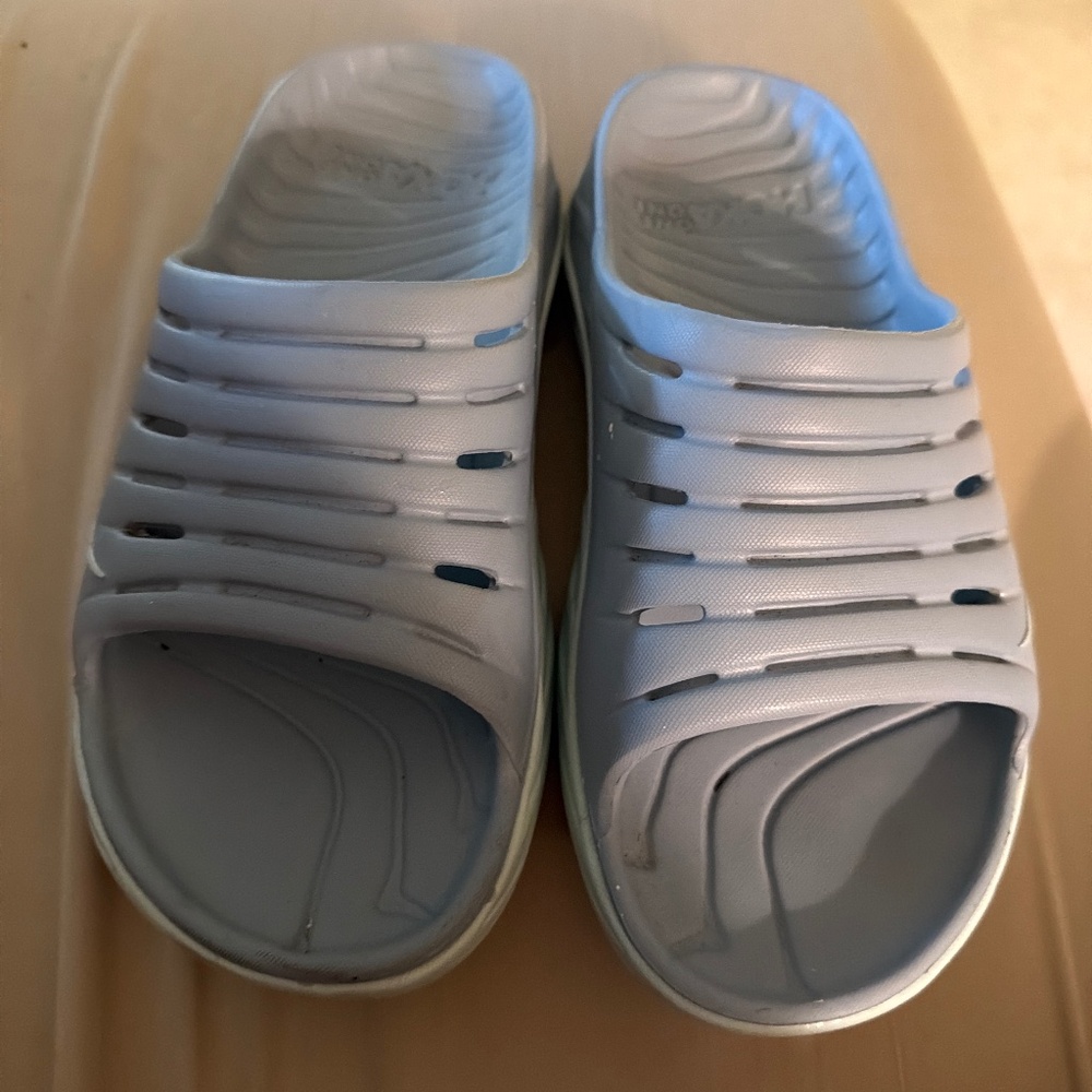 Hoka Slide